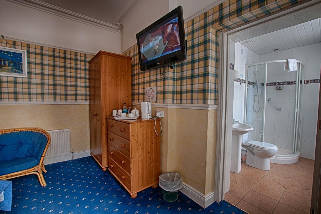 Harbour Heights B&B Портръш Стая снимка